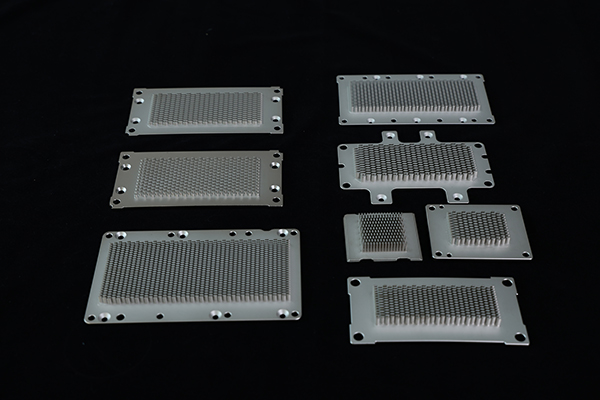 针齿型封装散热基板